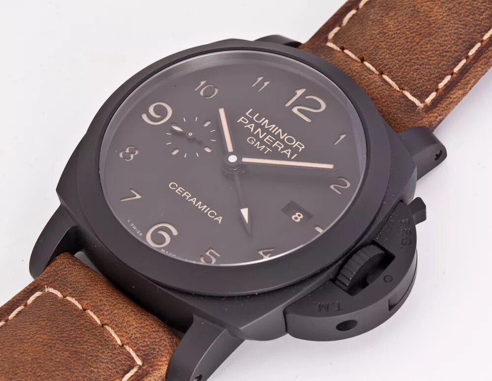 Panerai luminor marina. Часы Luminor Panerai GMT. Наручные часы Panerai pam00441.