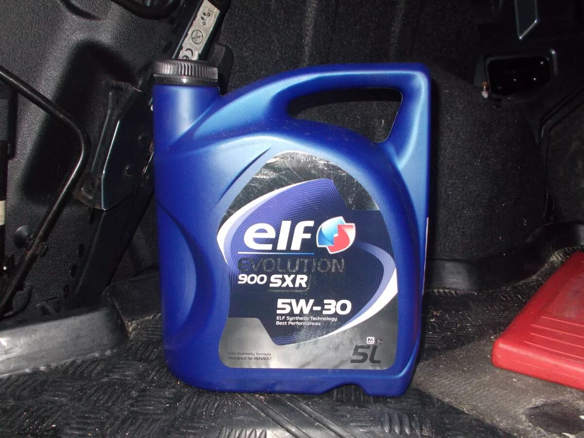 Масло рено 5 в 40. Castrol 5w40 для рено. Renault gtx 5w40. Масло моторное эльф для рено. Sg-s700 oil.