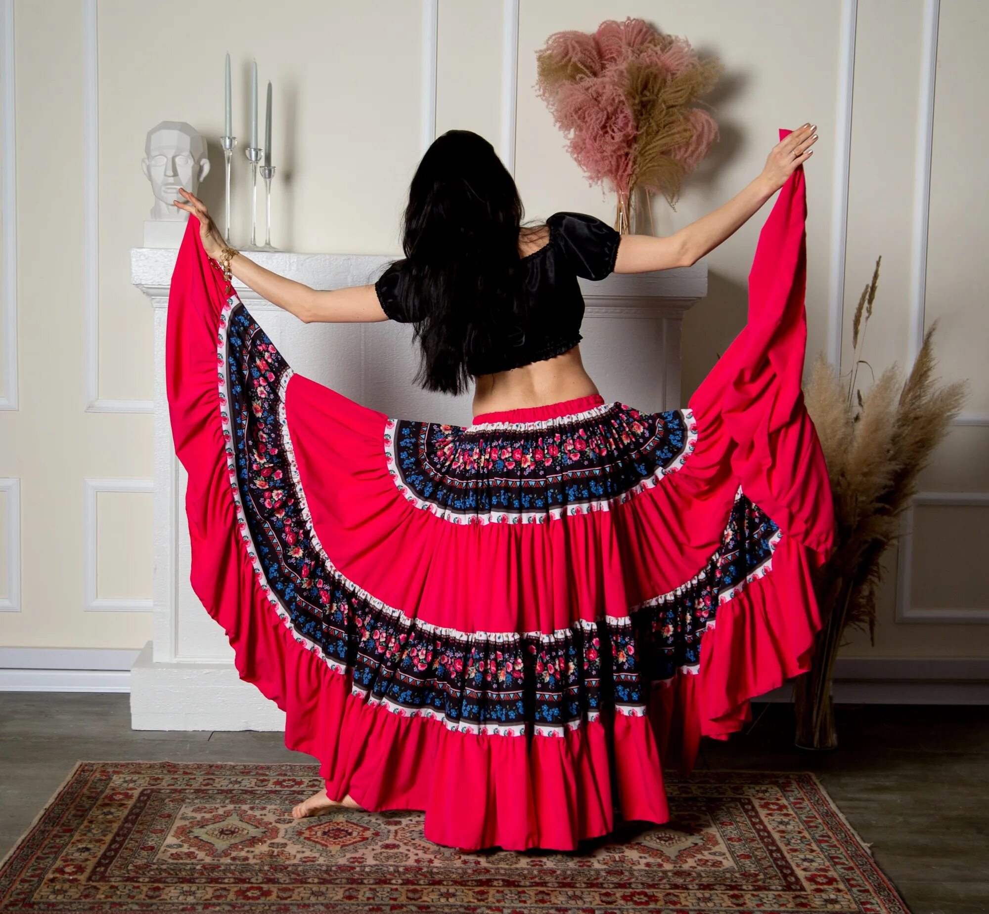 Купить цыганскую юбку. Цыганская юбка. Красивые цыганские платья. Юбка цыганки. Цыганская юбка для танца.