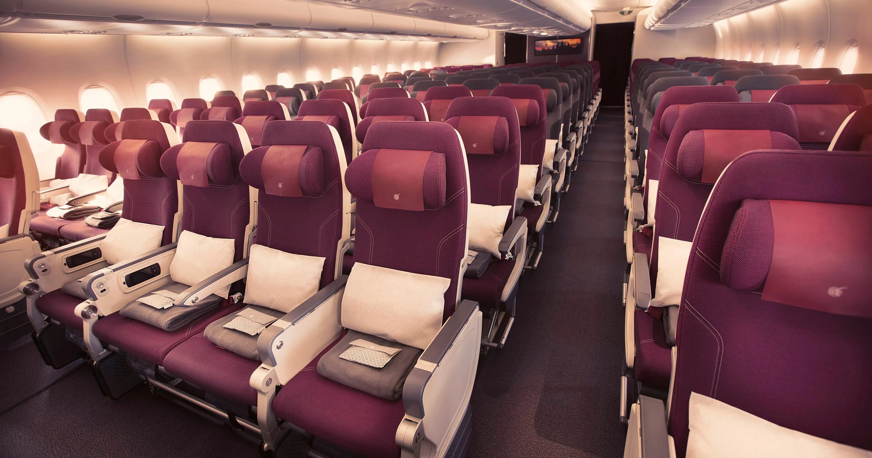 Катар дав. A380 Qatar Seats Econom. Катар Эйрвейз салон. Боинг 777 Катарские авиалинии. A360 Qatar салон.