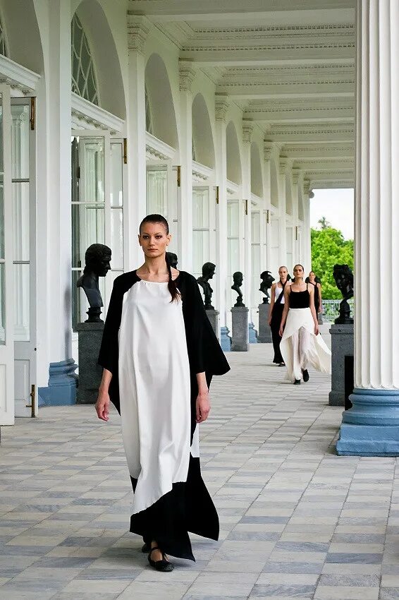 татьяна котегова дизайнер. модный дом когель спб. неделя моды в санкт-петербурге. адмиралтейская игла конкурс. платья питерских дизайнеров.