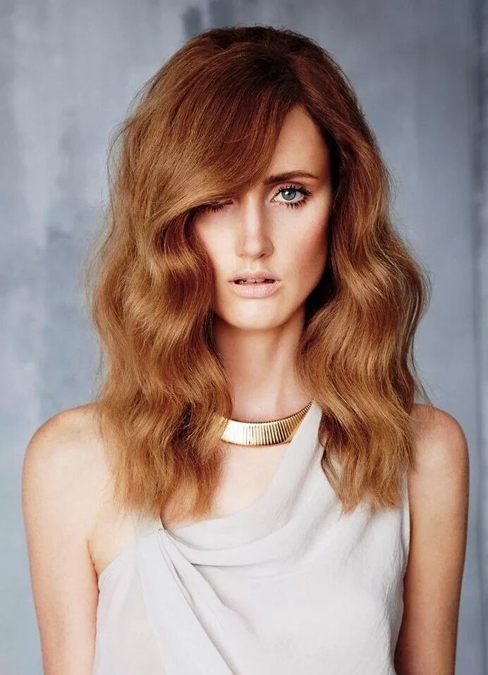 эбигейл коуэн веснушки. пшенично рыжие волосы. рыжий блонд. руссо янтарный цвет волос. цвет волос эбигейл коуэн.