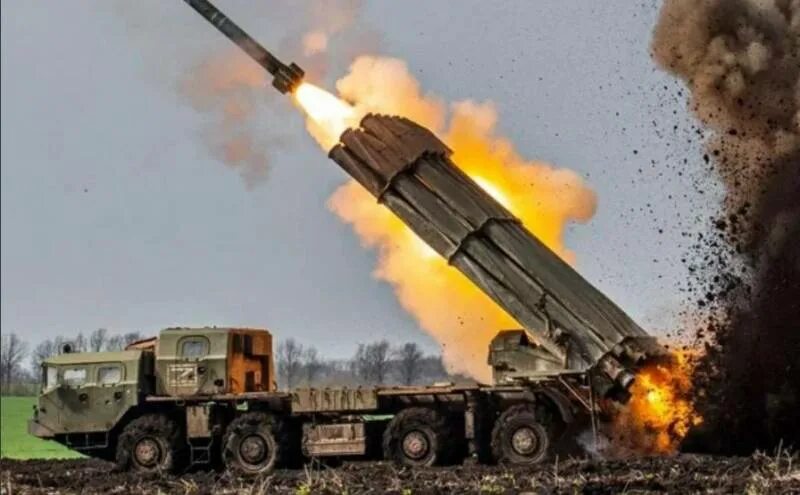 Рсзо смерч ракета. Зрк торнадо. Зрк торнадо. Рсзо бм-30 «смерч». Торнадо рсзо 300мм.