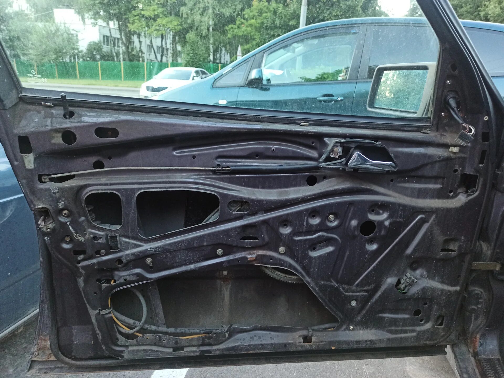 Дверь 124. Дверь 124. W124 дверь передняя. Дверь 124. W124 дверь передняя.