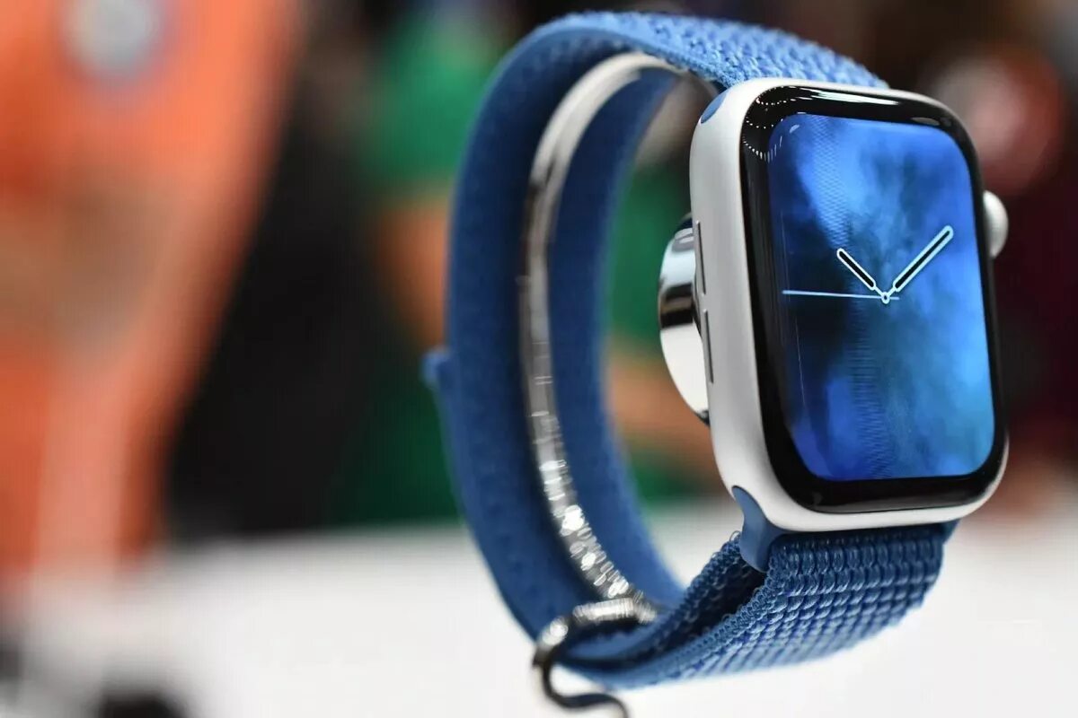 Apple watch se 2020. Эппл вотч 4. Часы IWATCH 4. Apple watch se 2022. Часы Эппл вотч 8.