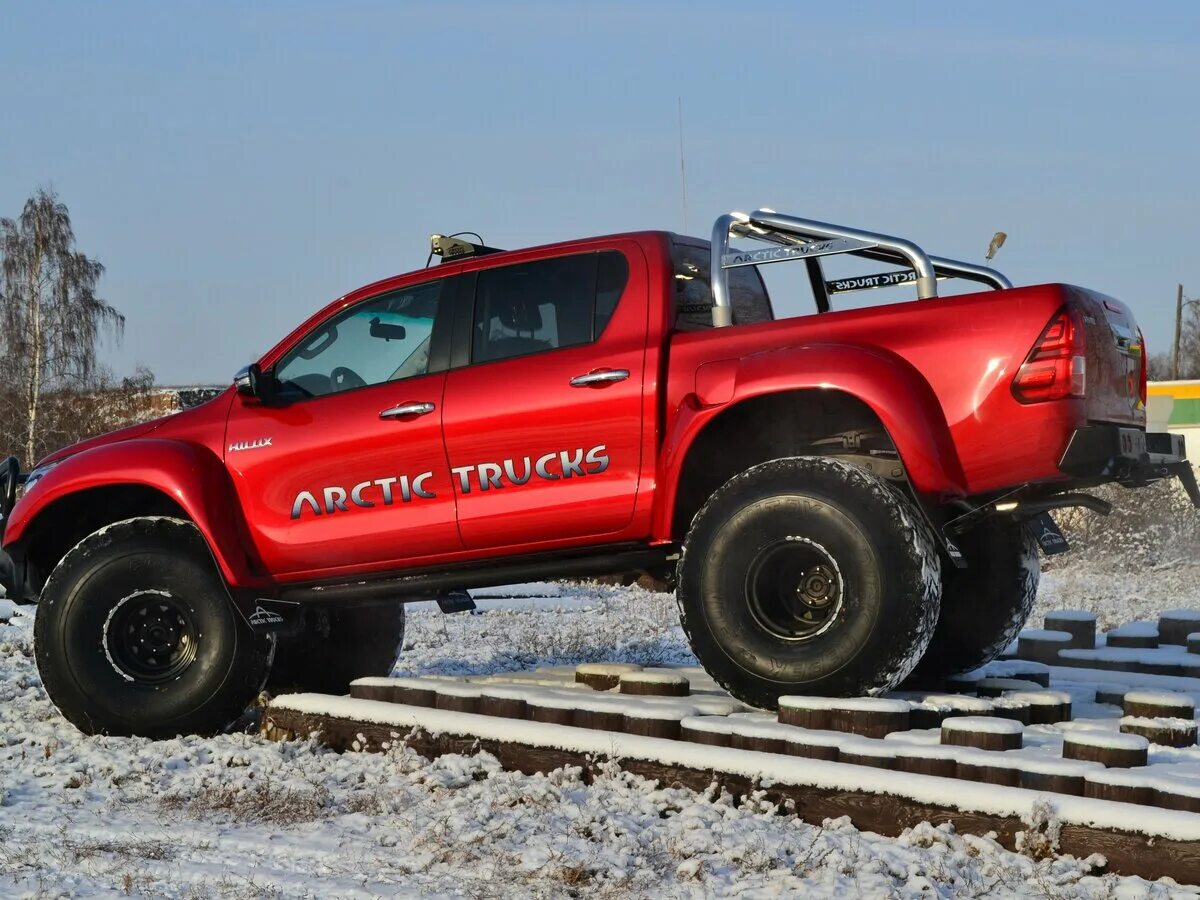 Toyota hilux arctic trucks. нива арктик тракс. арктик тракс тойота хайлюкс 2014. Hilux arctic trucks. Arctic trucks 2022.