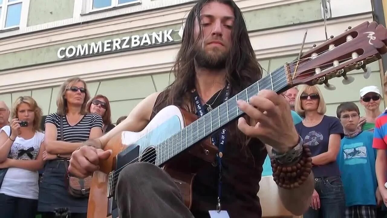 "estas tonne" && ( исполнитель | группа | музыка | music | band | artist ) && (фото | photo). Эстас тонне сейчас 2022. Эстас тонне 2022. Гитарист виртуоз эстас. Эстас тонне 2022.