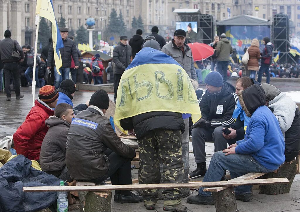 Переехать киев. Евромайдан лица. Киевляне фото. Украинцы киевляне. Киевляне 2009.