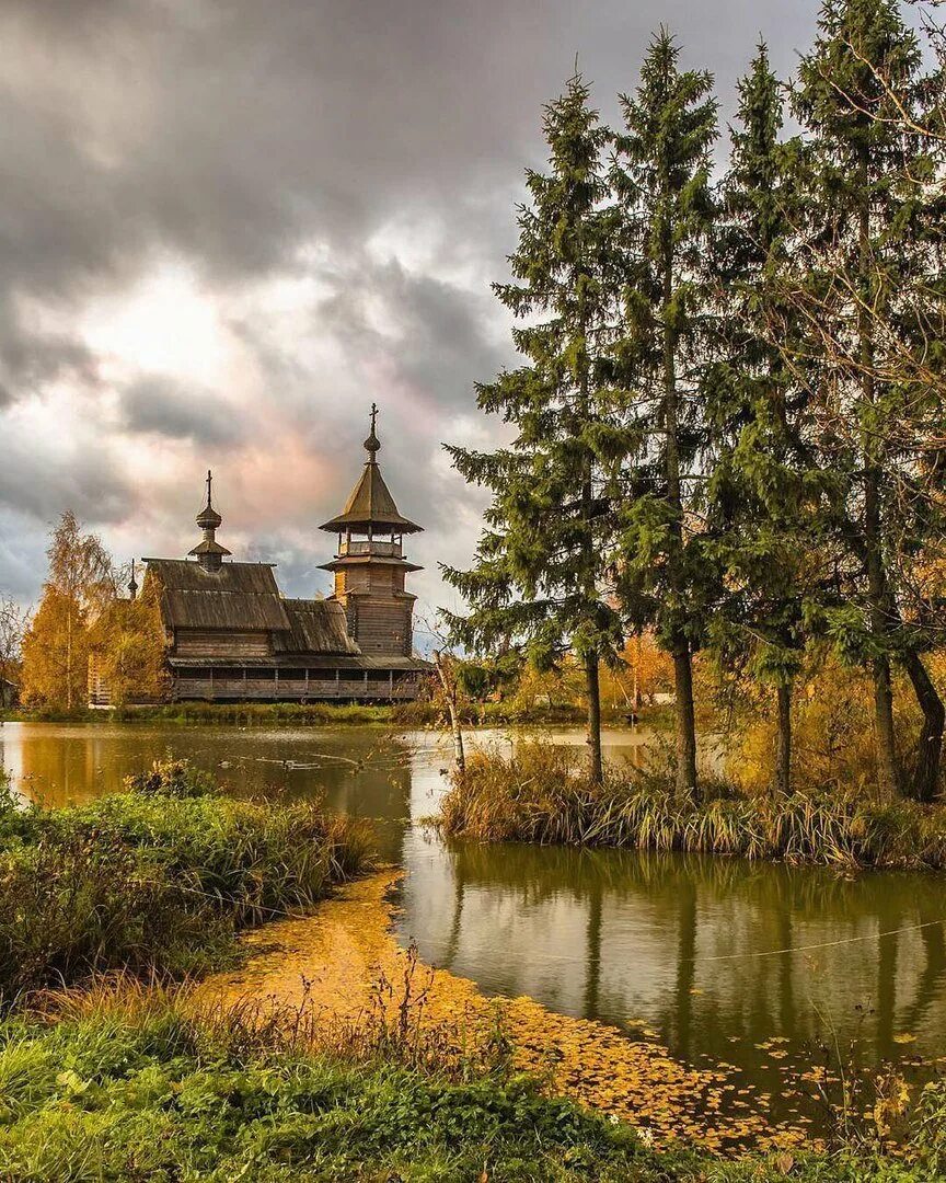 Источник интересная россия. Благовещенье (Сергиево-Посадский район). Деревня Благовещенье Сергиев Посад. Храм Благовещения Пресвятой Богородицы Московская область. Село Благовещение Сергиев.