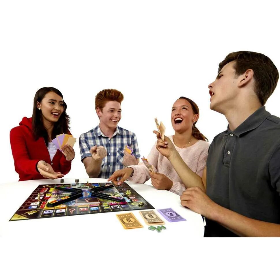 Какой со своими друзьями играет