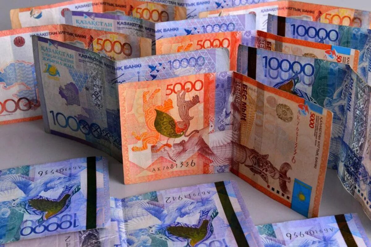 Деньги Казахстана. Казахские деньги. Деньги тенге. 500 Тенге. Песня тенге тенге мем