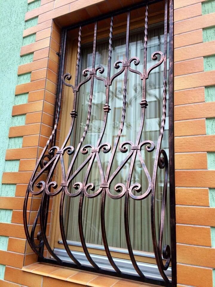 Сварная решётчатая панель гкаж. Монастырская решетка холодная ковка. Сколько стоят решетки. 305121. Решётки для окон железные.