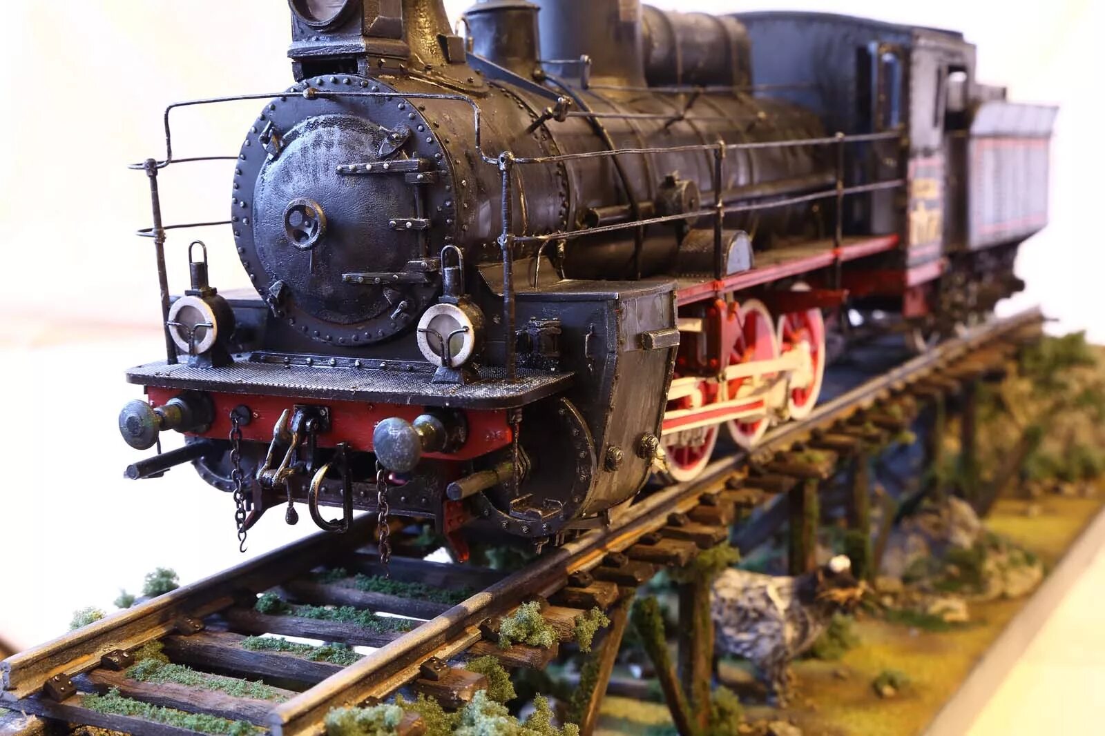 Барашки паровоз. Паровоз ов 324 наши поезда масштаб 1 87. Паровоз ов 324. Ов-324 паровоз депо. Макет паровоза.