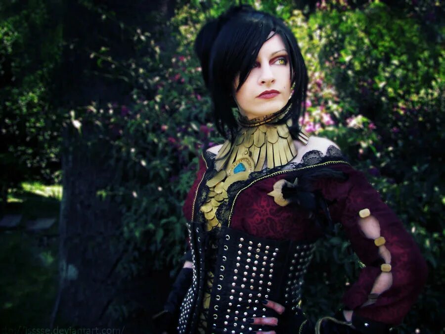 Poe morrigan. Морриган Dragon age. Морриган Dragon age косплей. Ведьма Морриган. Dragon age Inquisition Morrigan.