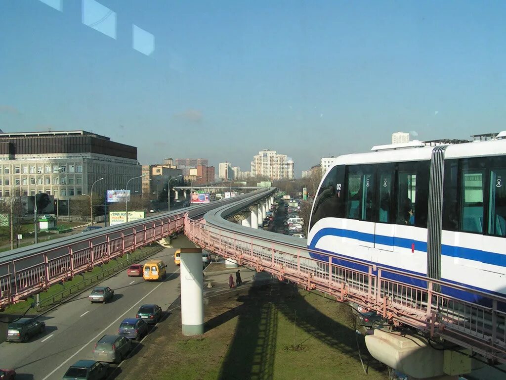 Монорельс москва работает. Монорельсовая дорога в москве. поезд на монорельсе москва. вднх монорельсовая дорога.