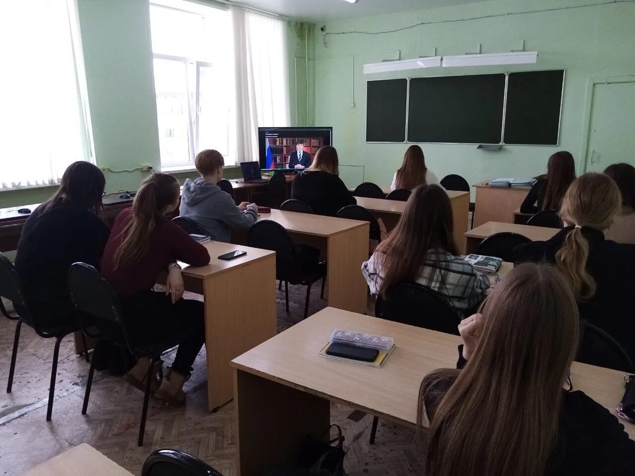 Консультация по математике в колледже это. Пятидневка в школах. Финансовая грамотность для детей феникс. Учебный график 2022-2023 год в школе. Краснодарский колледж электронного приборостроения.