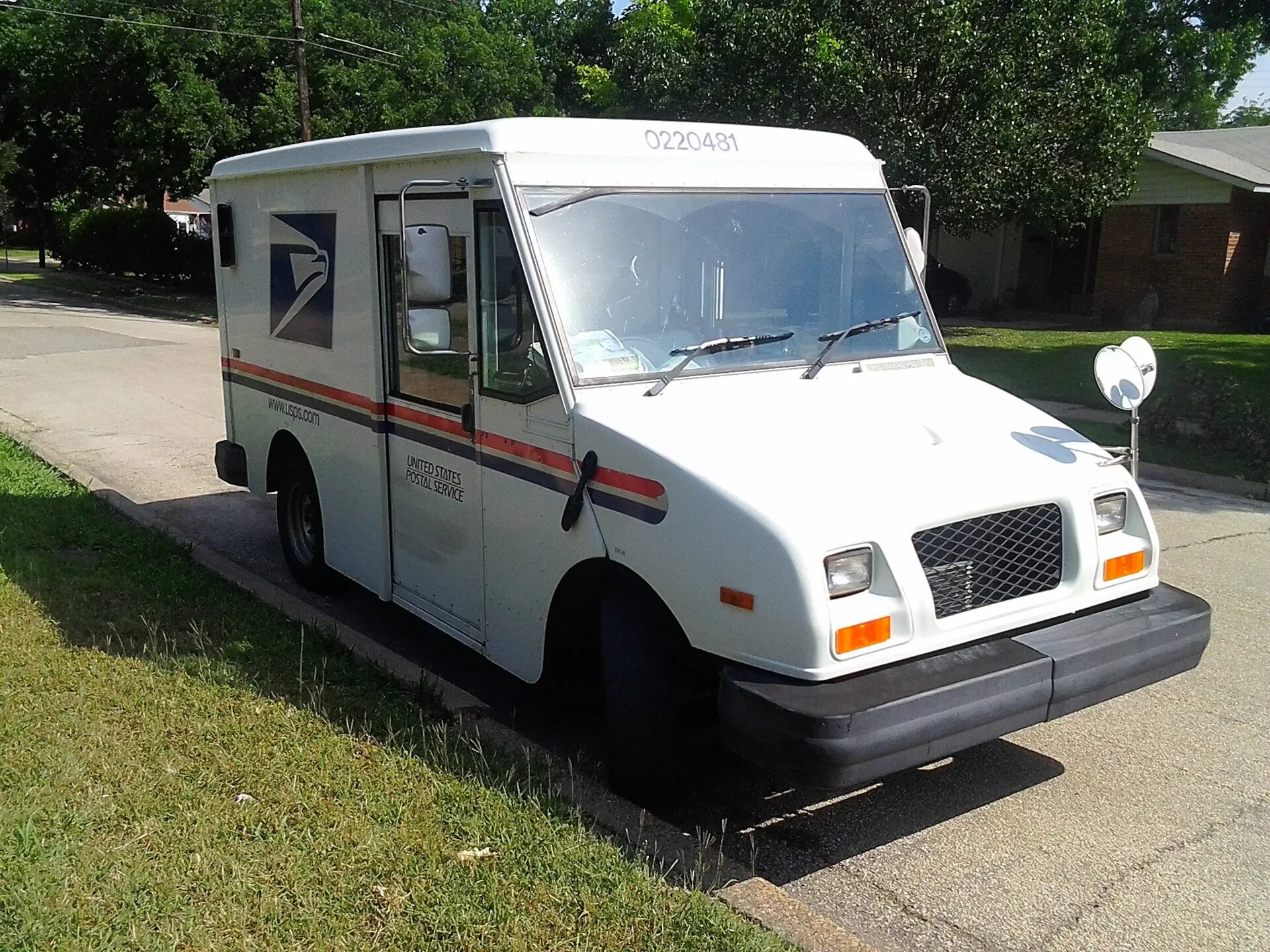 File:Canada Post LLV.jpg - Wikipedia