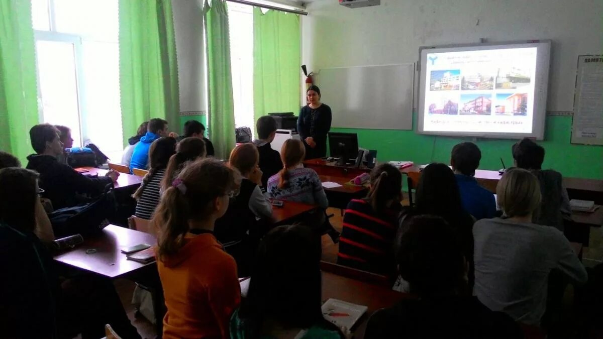 Алексеевка Аркадакского района Саратовской области. Село Алексеевка Аркадакский район Саратовская область школа. Школа Кистендей Аркадакский район. Село Алексеевка Аркадакский район Саратовская область.