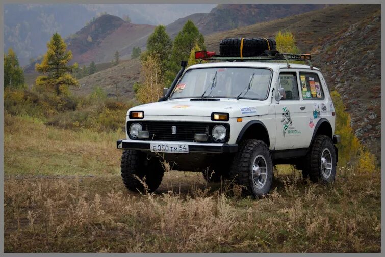 Нива горно алтайске. Нива 4х4 1996. Нива 4х4 Тайга. Niva 2007 4x4. Niva traveler 4x4.