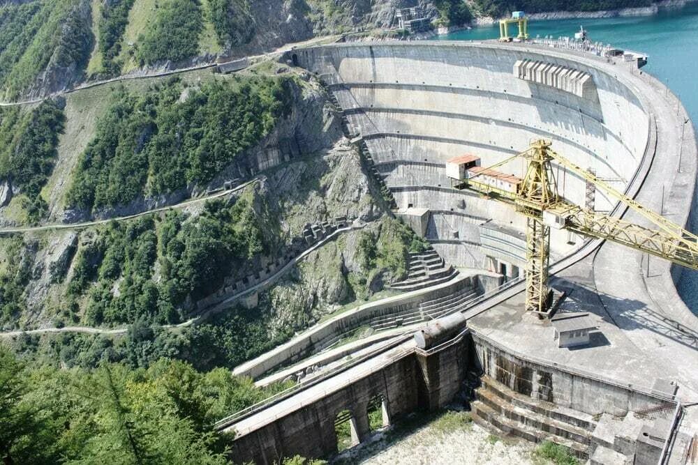 Ингурская гэс абхазия. Ингурская гэс абхазия - грузия. Водохранилище ингури гэс. Ингури гэс грузия. Водохранилище ингури гэс.