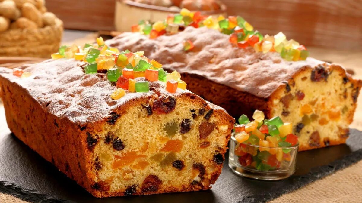Кекс с изюмом и цукатами. Кекс с изюмом и цукатами