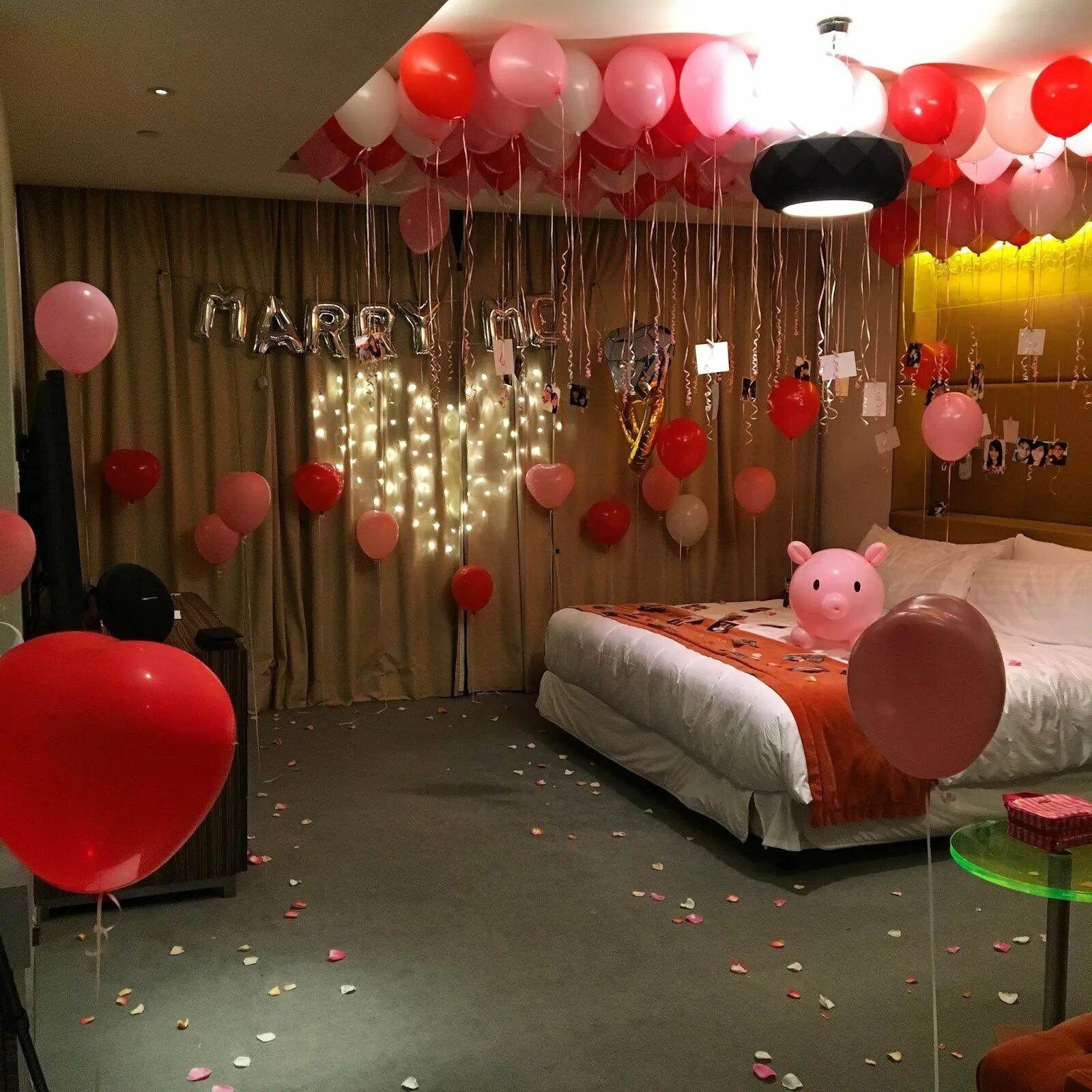 Украшение комнаты на день рождения. День рождения комната. Украсить комнату на др. Украсить комнату шариками.
