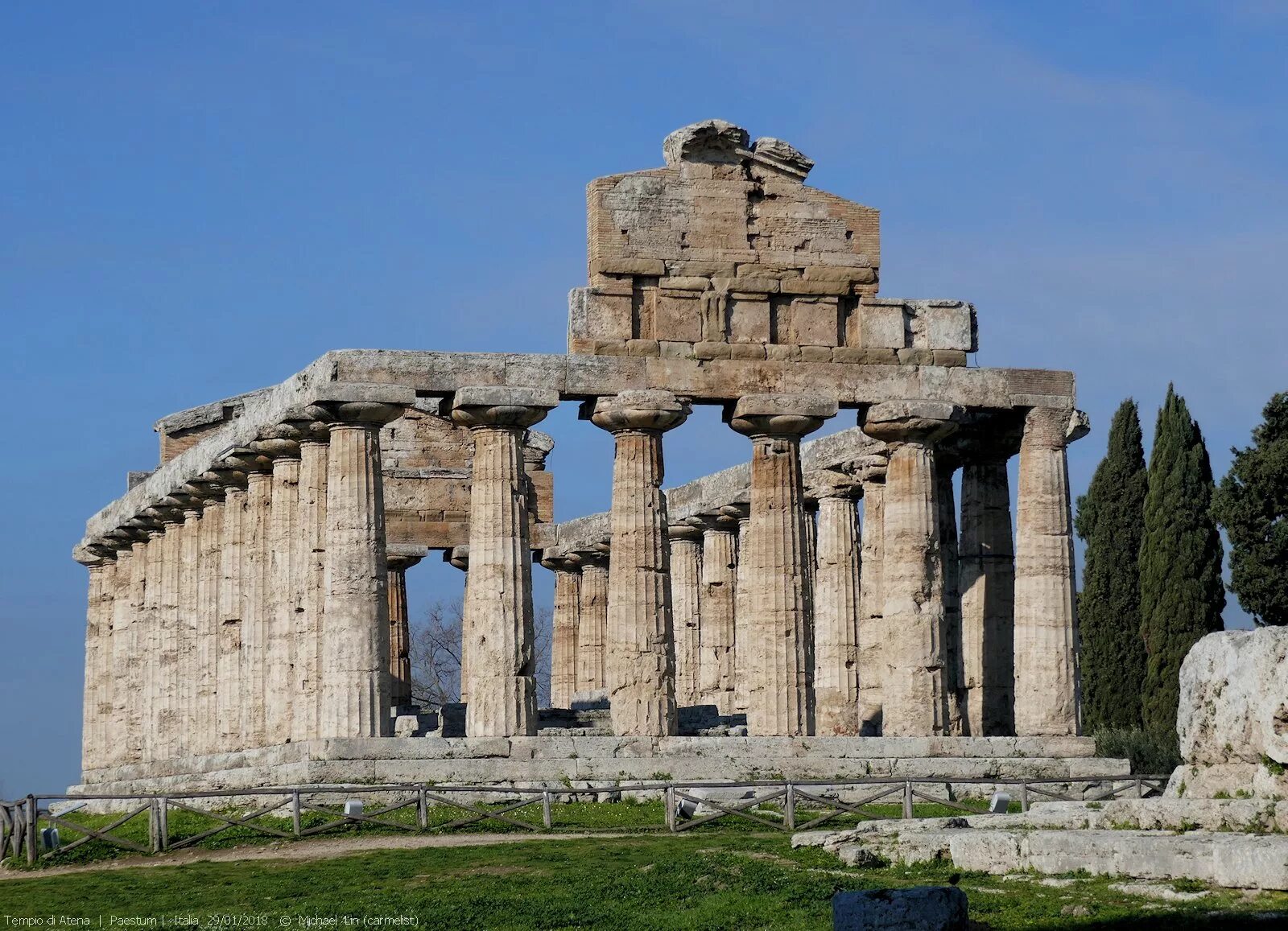 Храм богини афины на акрополе. Самый известный храм созданный греками. Храм гефеста в афинах. Кариатиды храма эрехтейон афины греция. Парфенон храм афины в древней греции.