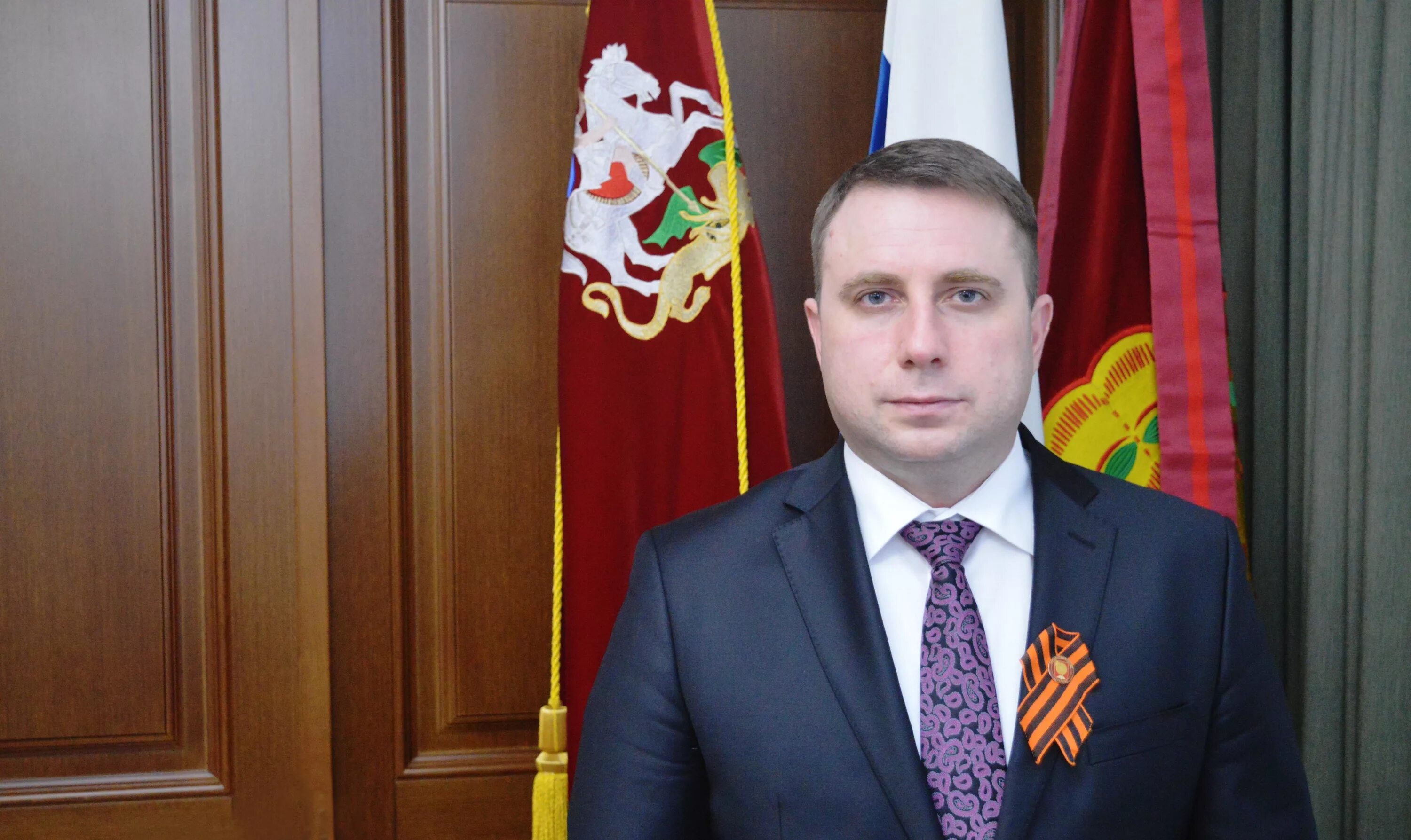 Жариков дмитрий вячеславович серпухов. Жариков дмитрий вячеславович подольск. Глава серпухова дмитрий жариков. Жариков мэр. Мэр подольска жариков.