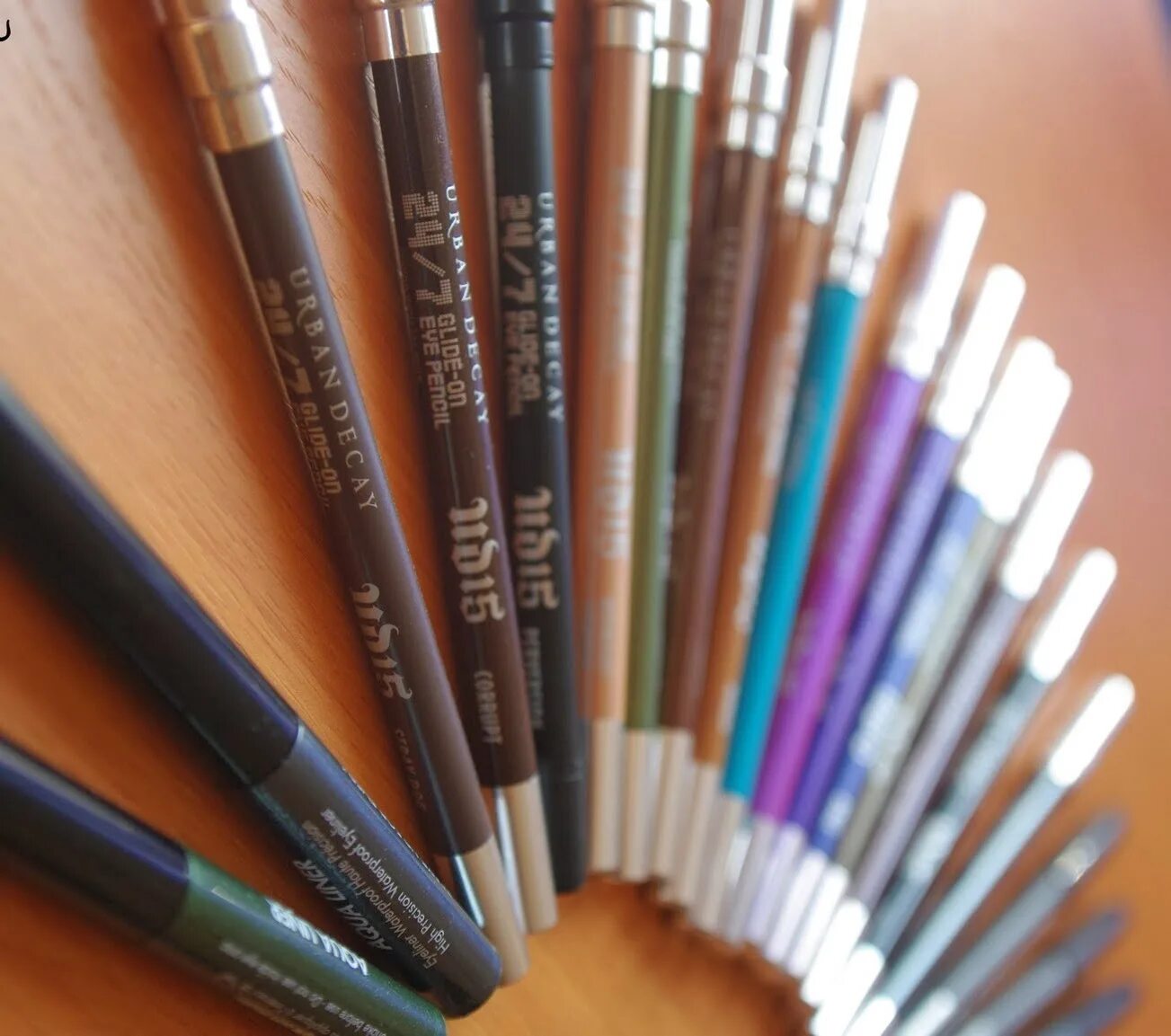 Mac карандаш для губ lip pencil. карандаш для глаз professional eye tf. косметический карандаш 5. косметический карандаш 5. Professional eyeliner pencil карандаш для бровей.