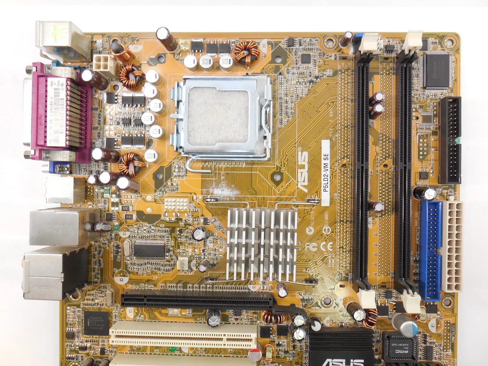 P5ld2 vm se. Asus p5ld2-vm. asus p5ld2-vms s775. материнская плата асус p5ld2 vm. asus p4v800-x.