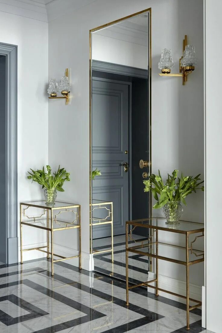 Большое зеркало в прихожей - Architecture and Home Decor - Bedroom - Bathroom - 
