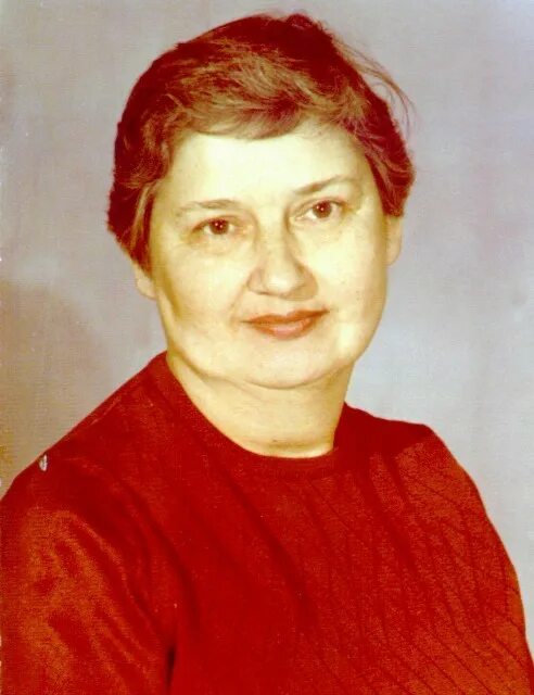 валентина николаевна учитель английского языка. школа 2009 директор. киселева валентина николаевна 1953 года. директор школы номер 28. директор школы номер 28.