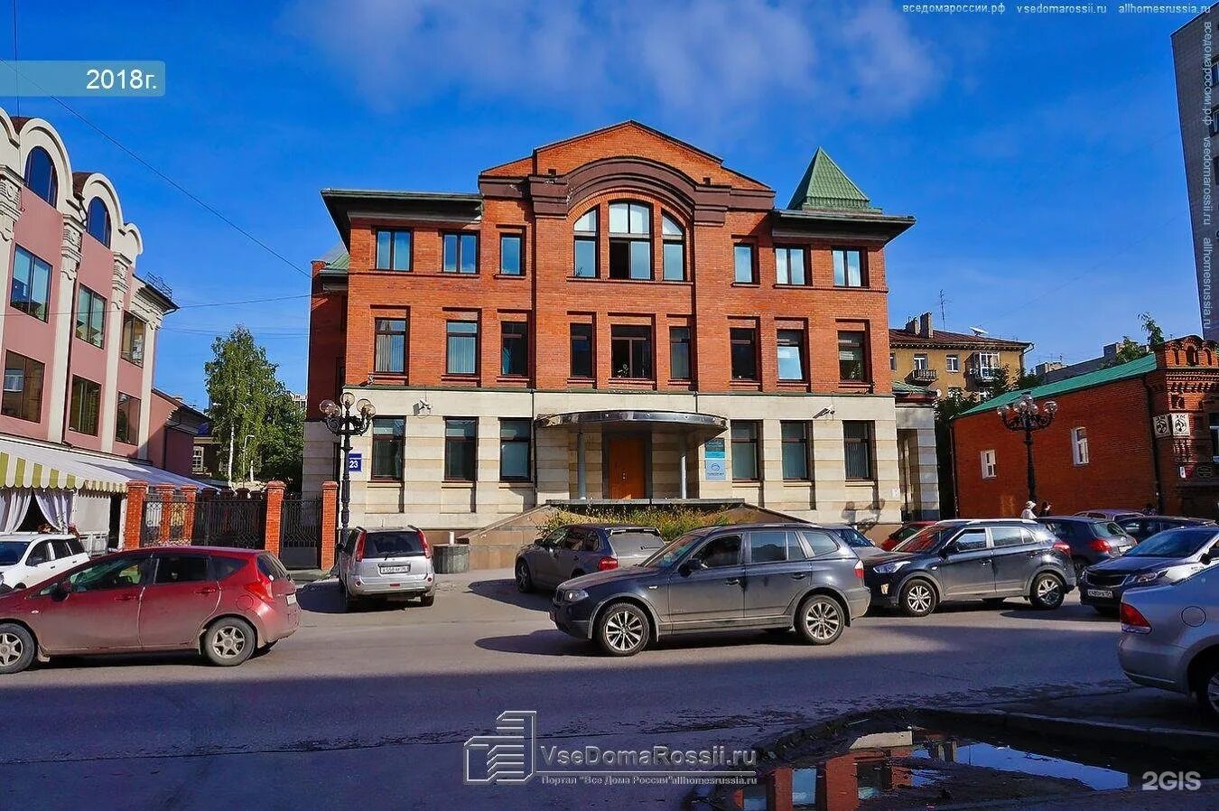 М1 новосибирск. Новосибирск, ул. Торговый центр река новосибирск. М1 новосибирск. М1 новосибирск.