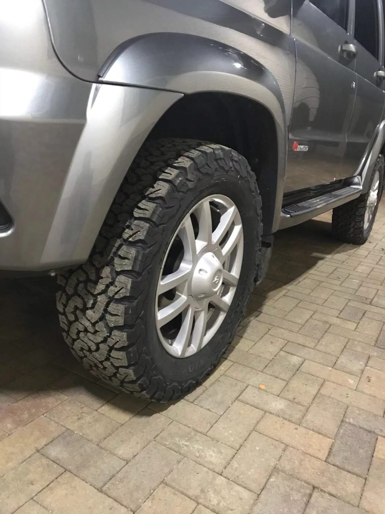 255/70 R18 на УАЗ Патриот. Резина 265/60 r18 на УАЗ Патриот. 265/60 R18 на УАЗ Патриот. 265/60 R18 на Патриот.