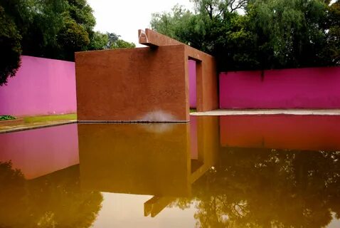 i love how graphic Luis Barragán's architecture can be...Los Clubes De...