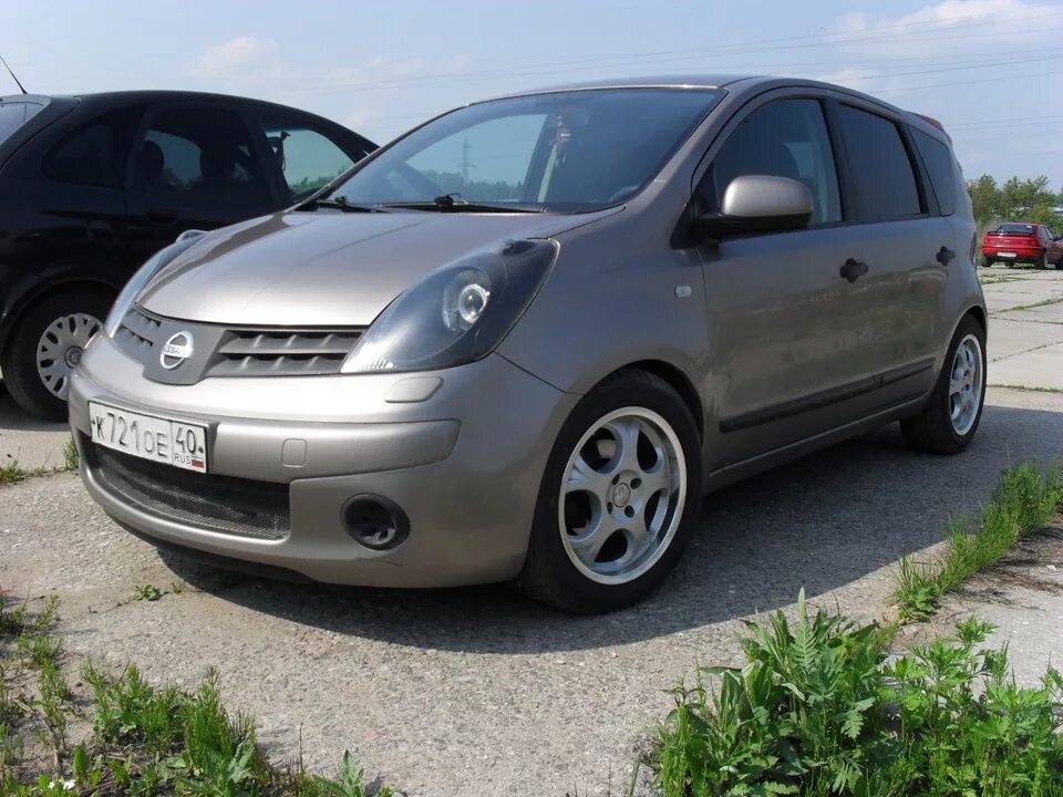 Nissan note e11 1.4. Nissan Note e11 1.6. Nissan Note 2008 Tuning. Nissan Note e11 2007. Ниссан ноут 2007 е11.