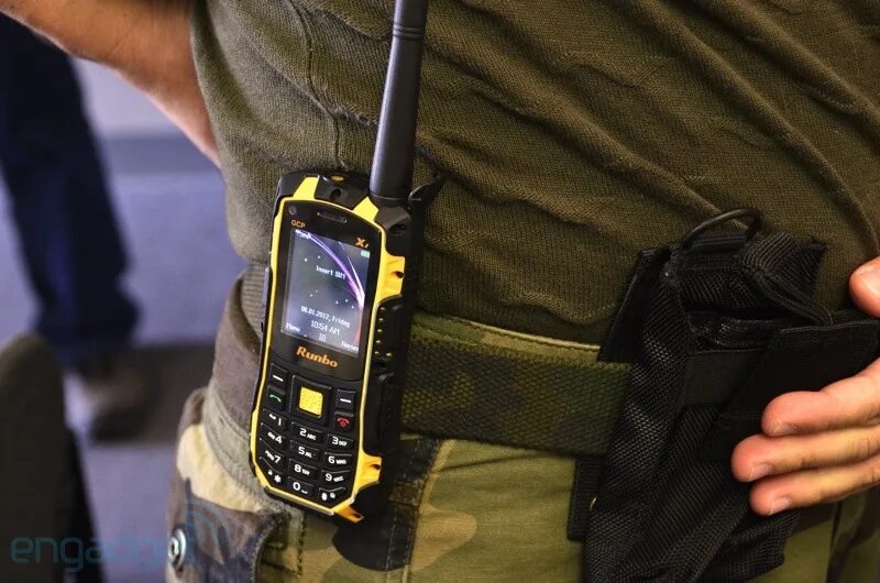 Использование рации. Рация радон p25 полицейская. Runbo k51 смартфон рация. Пользоваться рацией. Использование рации.