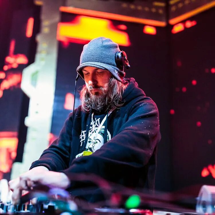 Марк каро technical itch. Марк каро technical itch. Марк каро пьяный technical itch. Technical itch death jazz. Technical itch 2020.