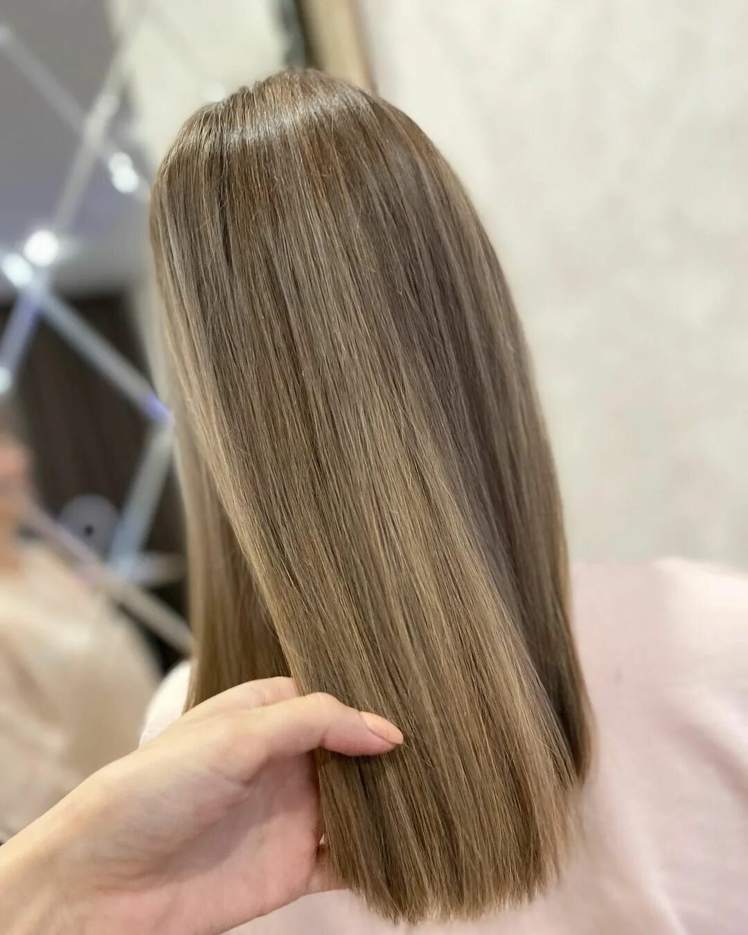 парикмахерская в суходоле мелирование волос. мелирование волос мелкое. цвет волос мелирование с тонированием. микромиллирование на рыжие волосы. краска для тонирования волос после мелирования.