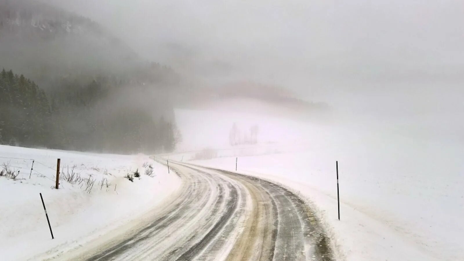 Метель объем подъем. Семья мель метель объём подъём. Сильный снегопад в горах. Снежный занос и метель. Состав слова подъезд.