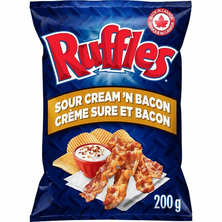 Ruffles чипсы Bacon. Чипсы Ruffles из 90-х. Чипсы Раффлс солью и перцем. Раффлс чипсы 90. Крем бекон