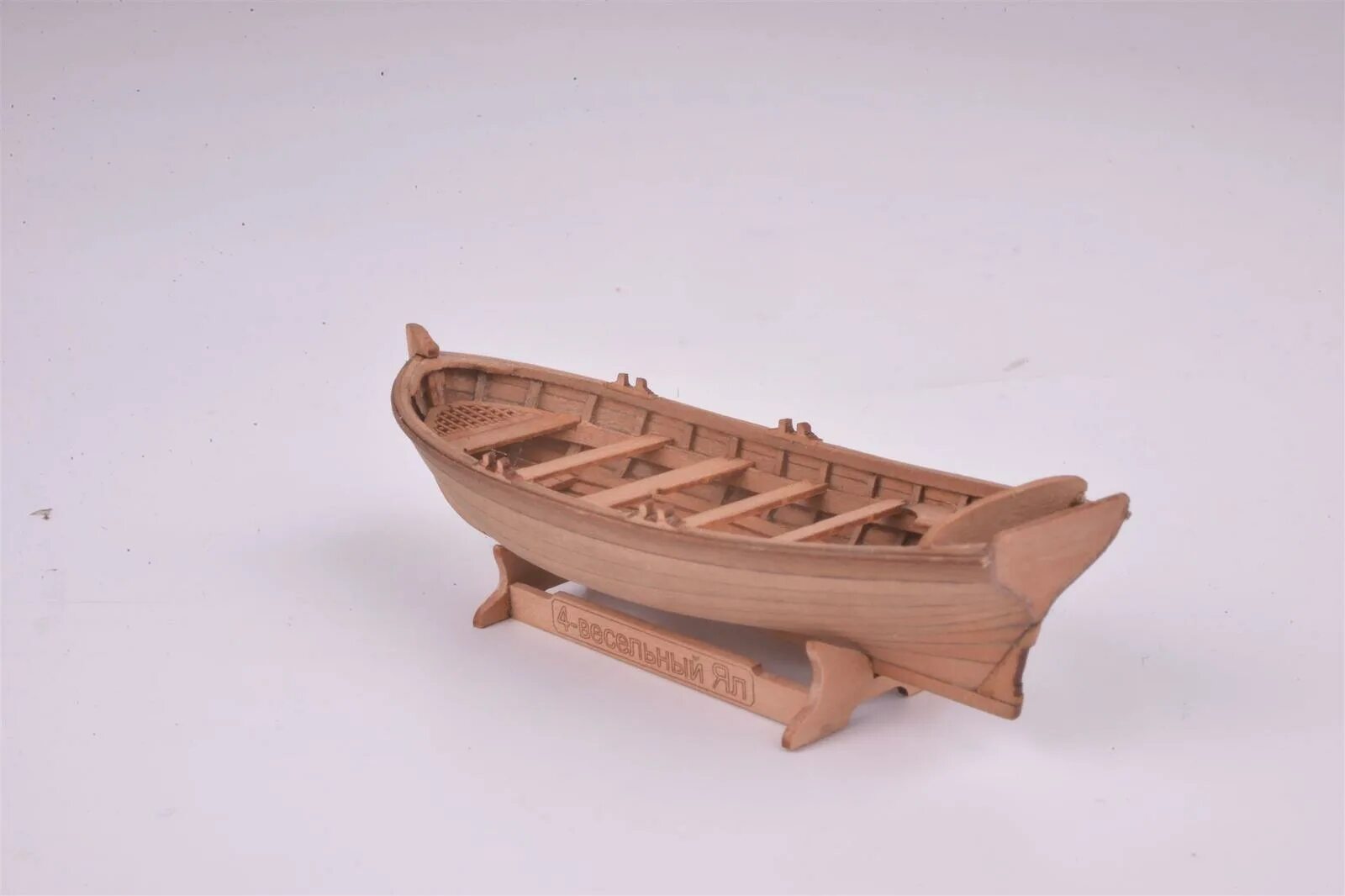 Ял корабельная шлюпка. 6 весельный вельбот модель. Шлюпки 18. Баркас 17 века. Шлюпка 19 века.