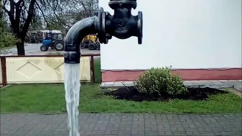 Вода висит в воздухе