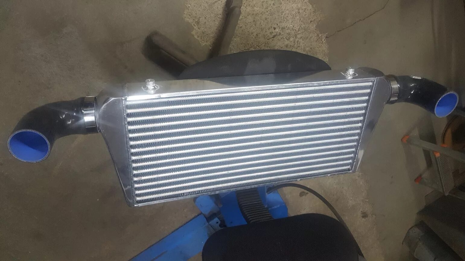 Интеркулер touareg. 0 дизель. Интеркулер touareg. Интеркулер на фольксваген туарег 3. 0 tdi.