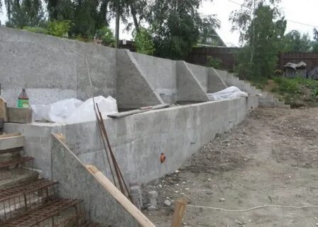 Установка подпорной стены
