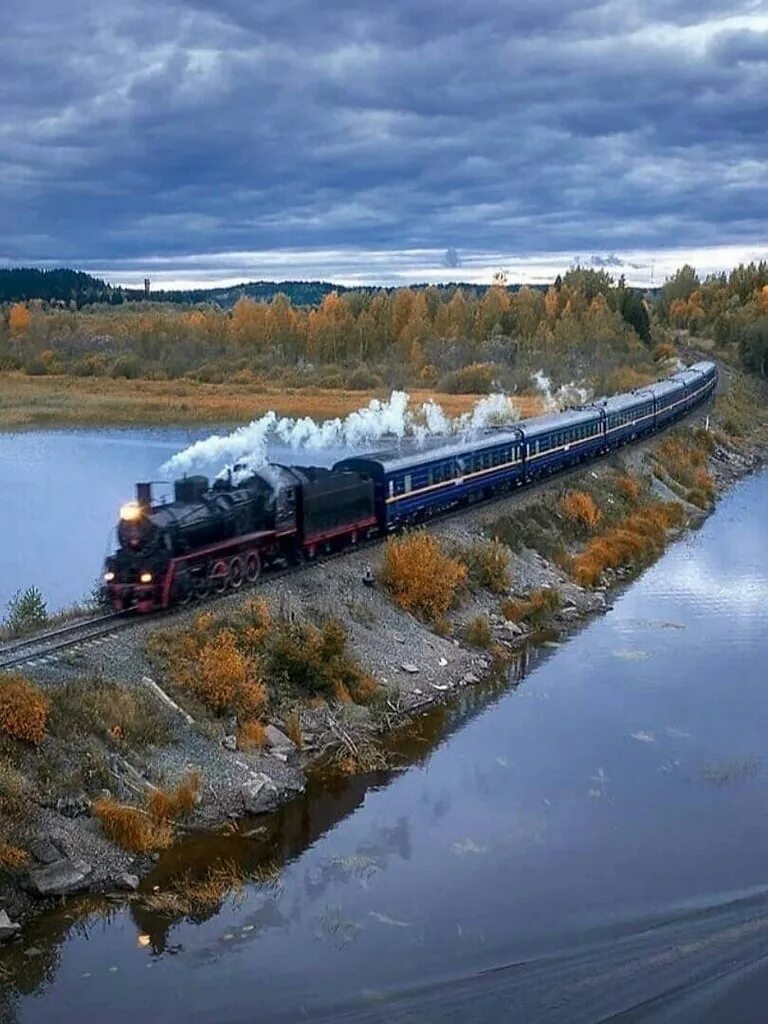 Нижний новгород карелия поезд. На поезде в карелию ретро рускеальский экспресс. ретропоезд «рускеальский экспресс» сортавала – рускеала. ретро поезд сортавала рускеала. паровоз карелия рускеала.
