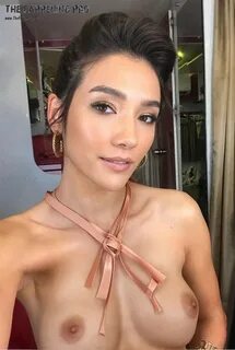 Nude Uncensored Photos. 