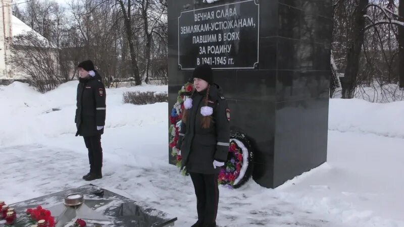 Памяти павших во имя живых. Павшие и живые. Памятник павшим во имя живых ради правды фото. Фирсановка памятник живым и павшим бойцам ул Речная 4.