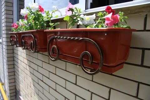 Металлические ящики для цветов