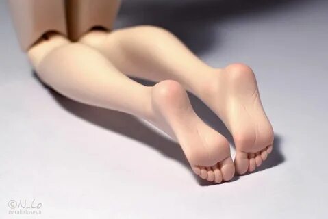 Dream doll feet